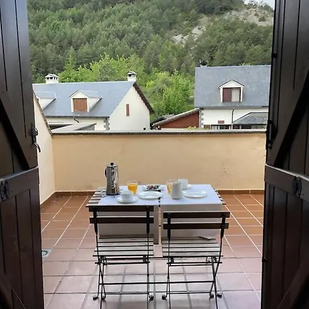 Апартаменты Coqueto Duplex - Ordesa L Wifi L Vistas L Garaje Фискаль